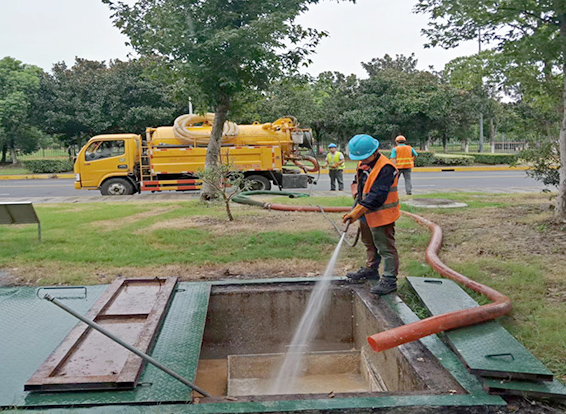 兰洋镇化油池清理